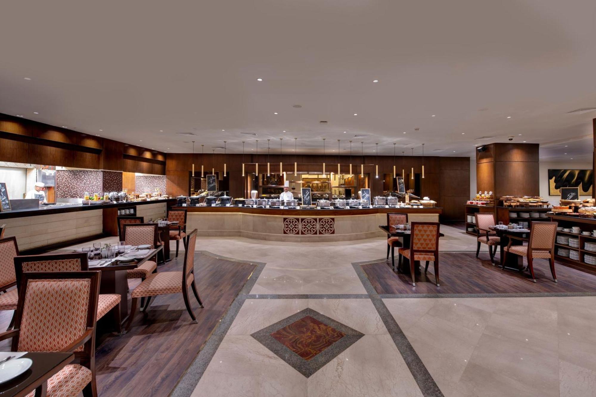 Islamabad Marriott Hotel Экстерьер фото